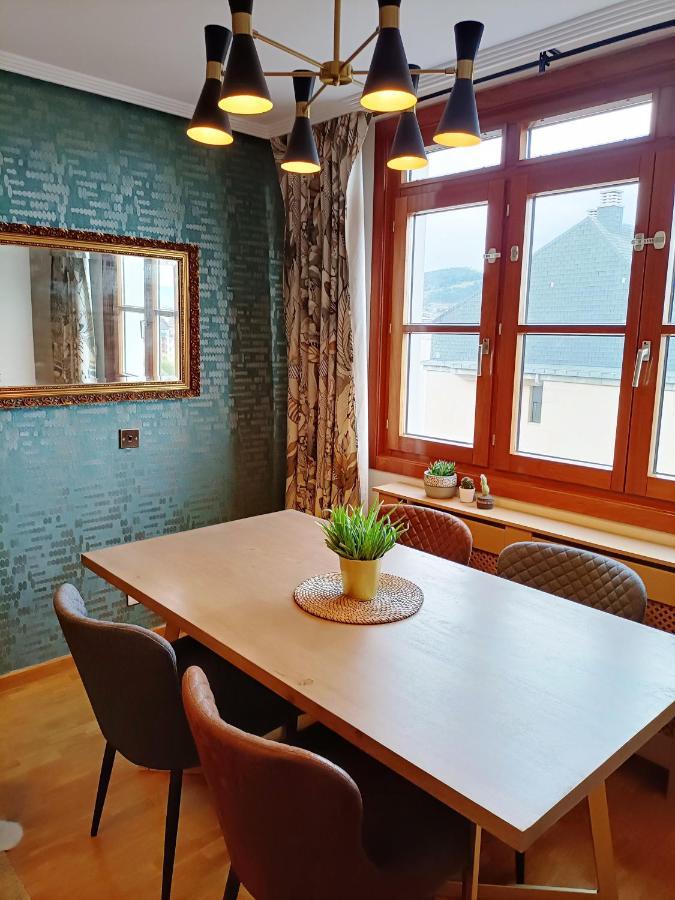 Apartamento La Eria Ii, Muy Luminoso,wifi, Garaje,15 A Pie Al Centro