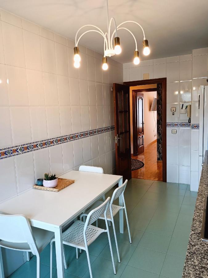 La Eria Ii, Muy Luminoso,wifi, Garaje,15 A Pie Al Centro Apartamento Oviedo
